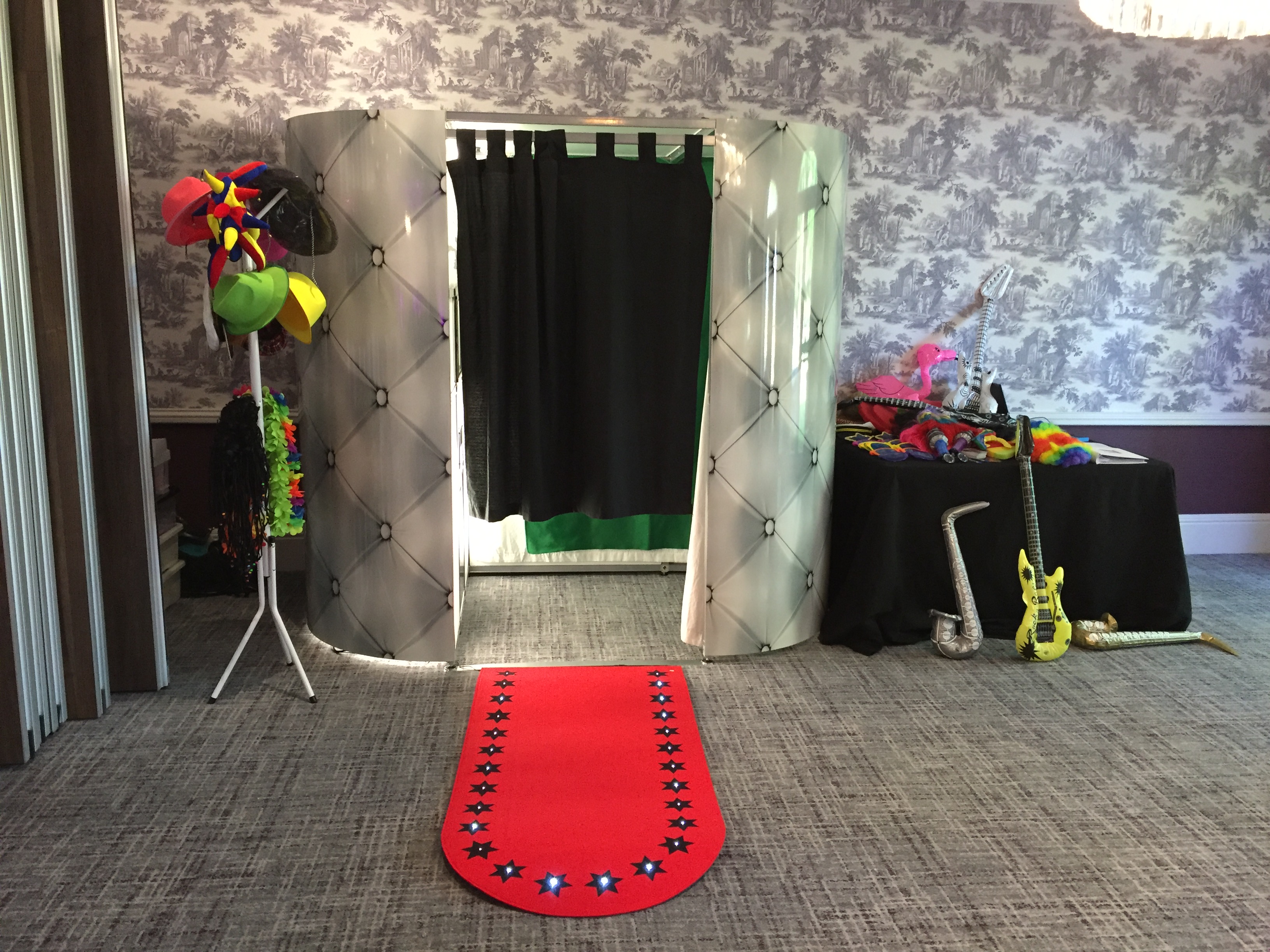 Photobooths Used Photo Booth Listing 43 Photobooths