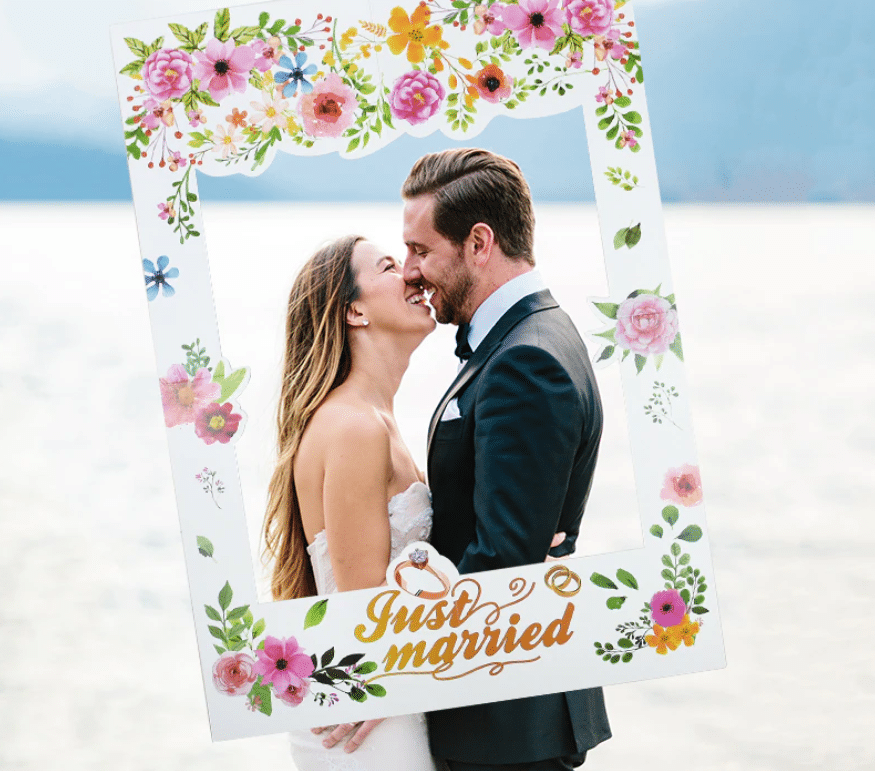 Photobooths How to Make a Photo Booth Frame for Your Party? Photobooths